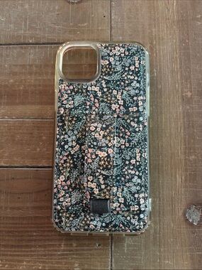Floral Walli case